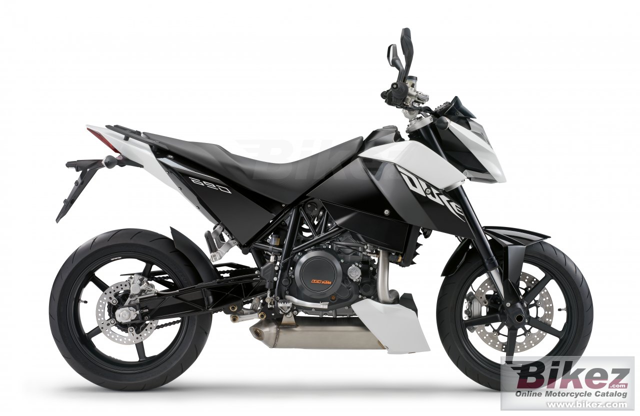 Big KTM 690 duke picture and wallpaper from Bikez.com